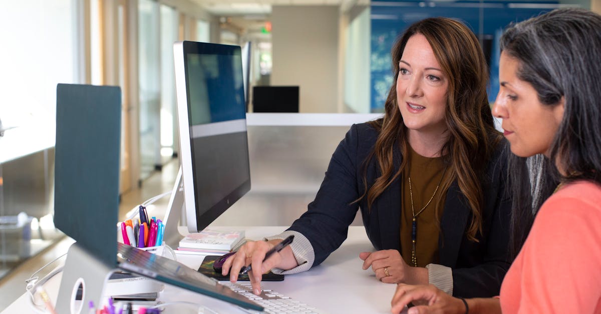 各样老微信买卖：全民影院app详情下载教程